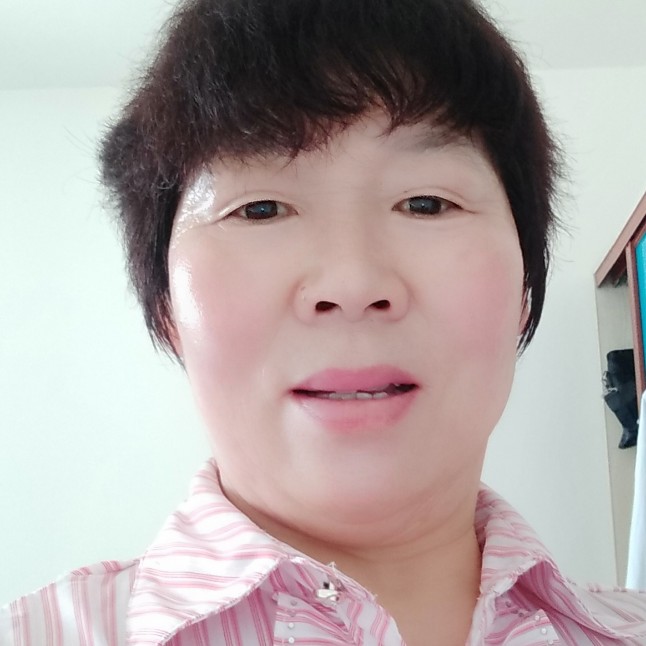 魏群的照片