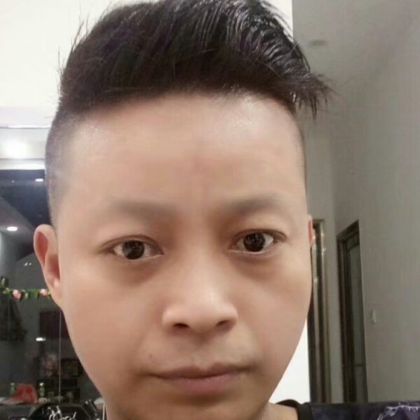 陈映伟的照片