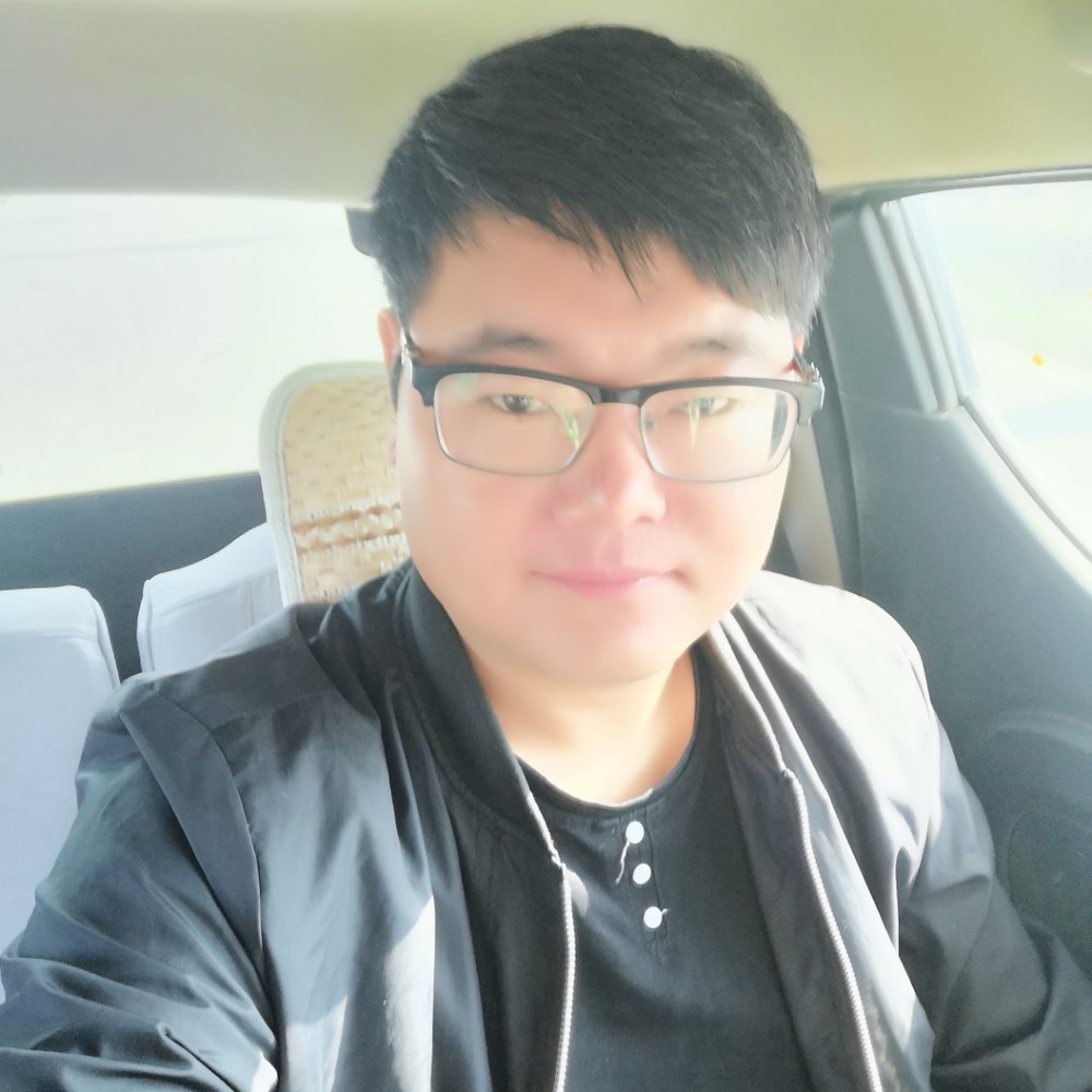 谈笑痴生的照片