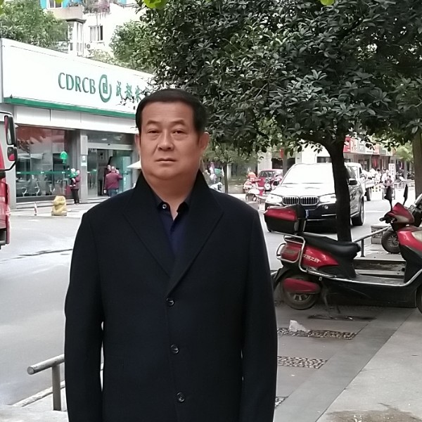李不远的照片