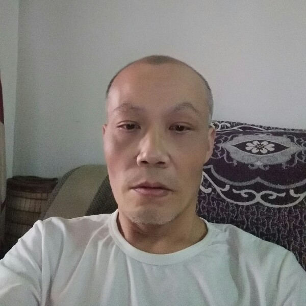 穿梭云霄的照片