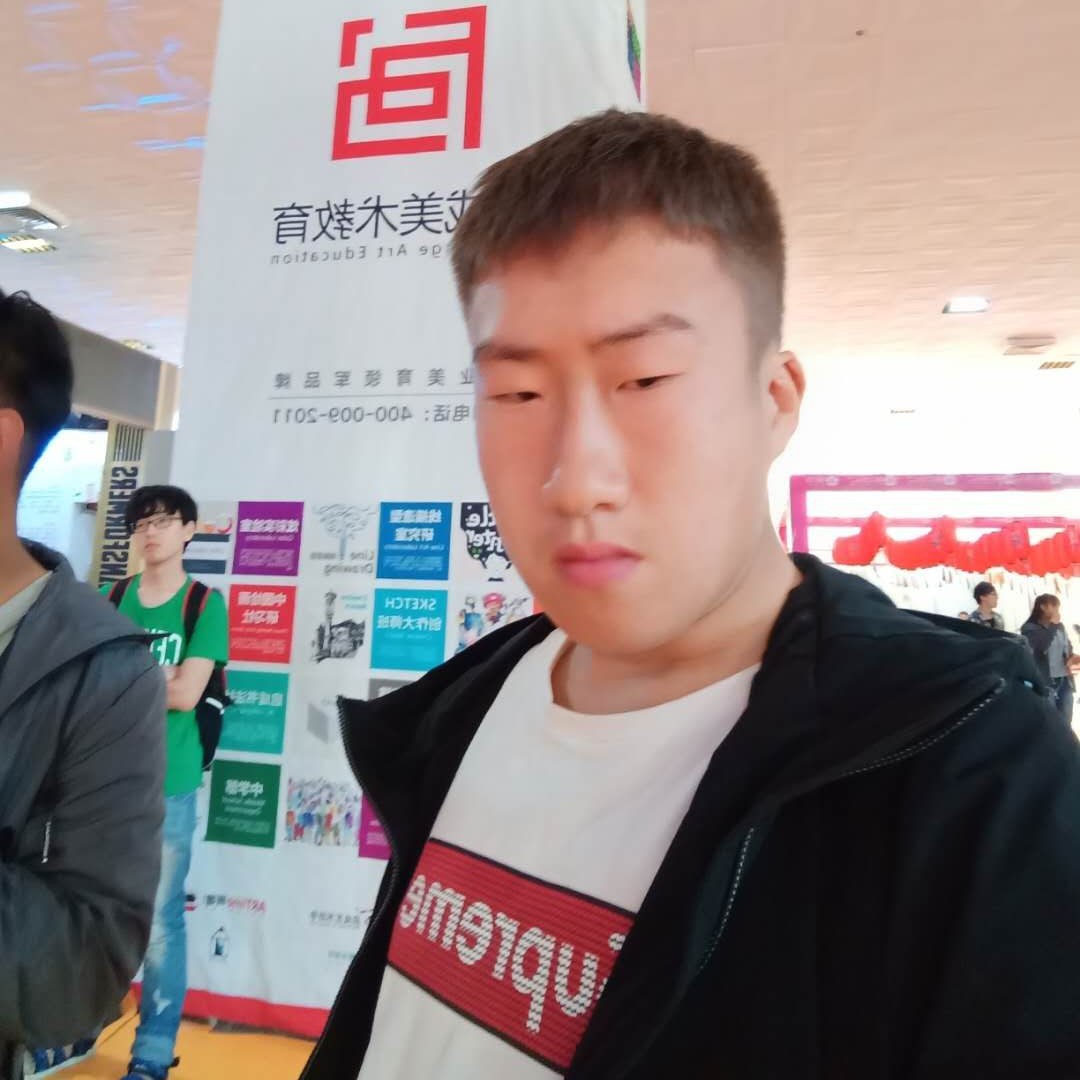 导师踢无聊的照片
