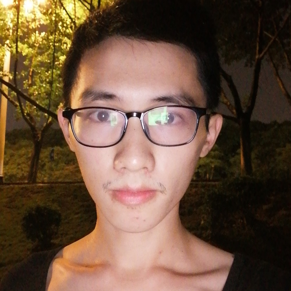 重眼缘的照片