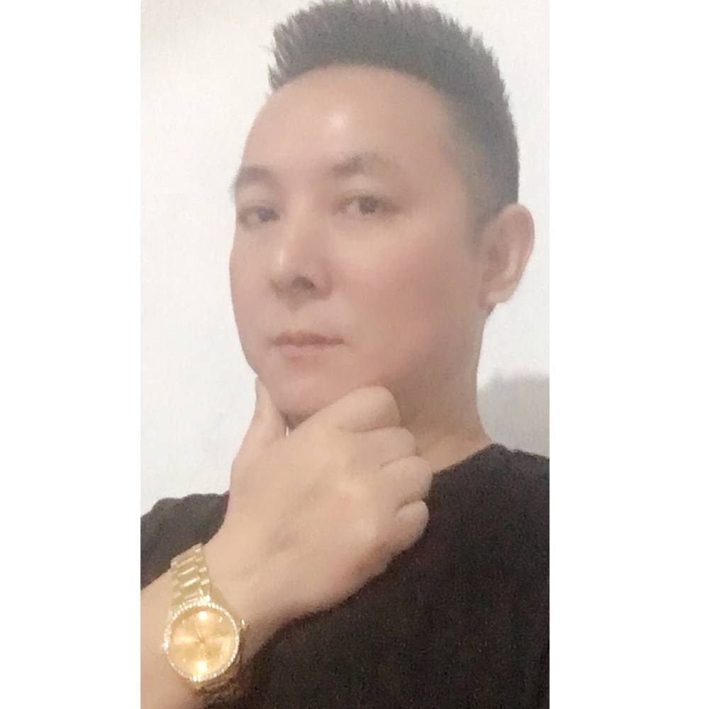 云中的孤星—黄林的照片