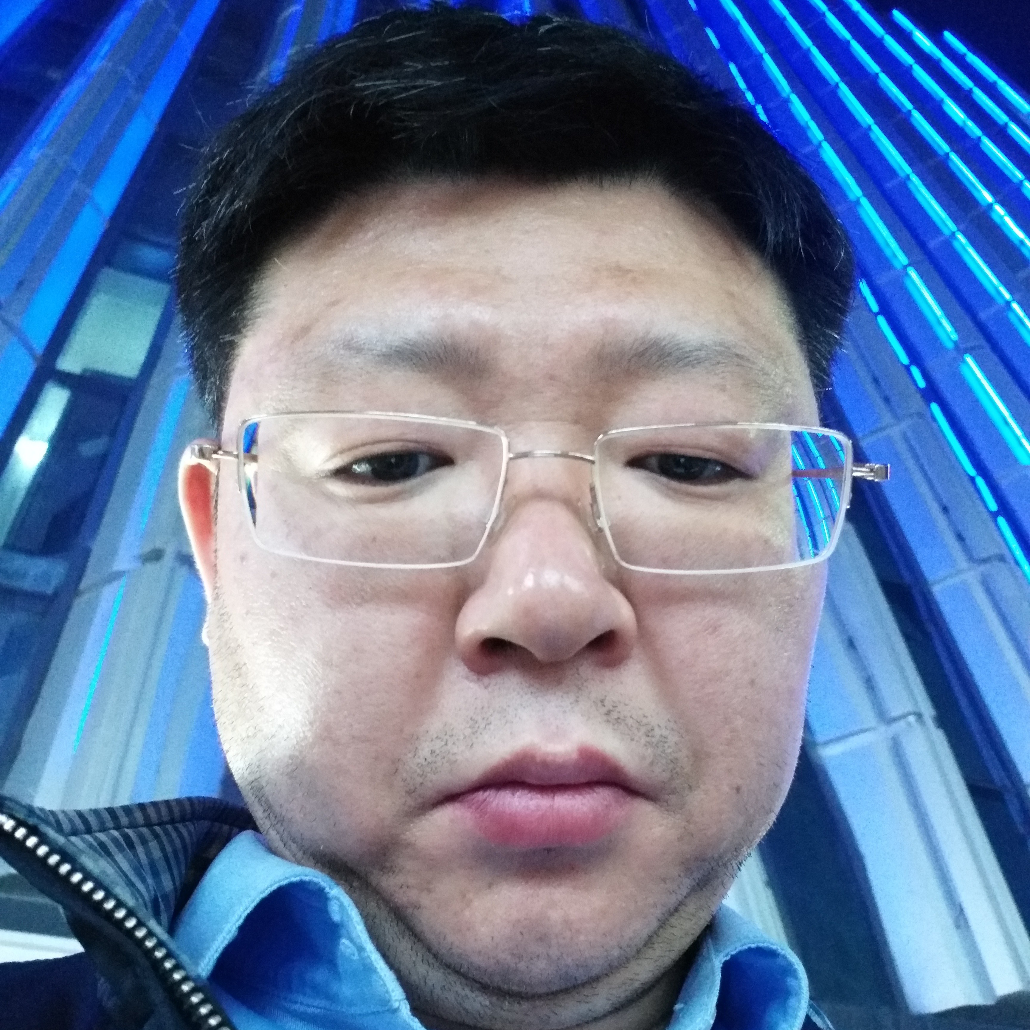 能干扯仙人掌的照片