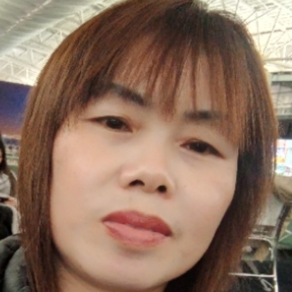 女人活出我的范的照片