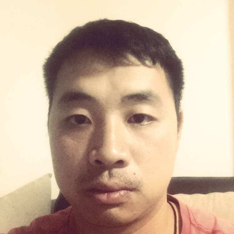 美好漫步晨曦的照片