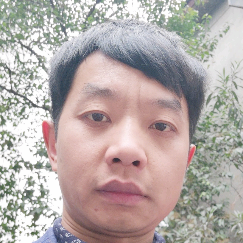 许胜的照片