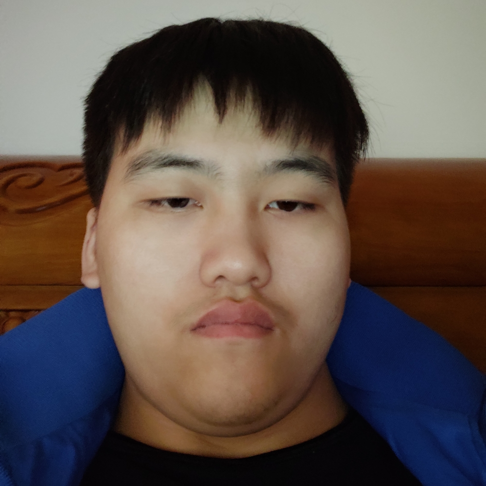 汉堡浅吻眯眯眼的照片