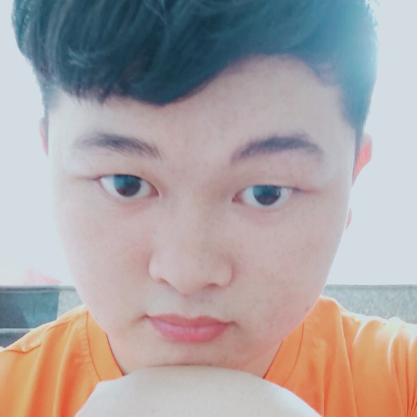 杨小彬的照片
