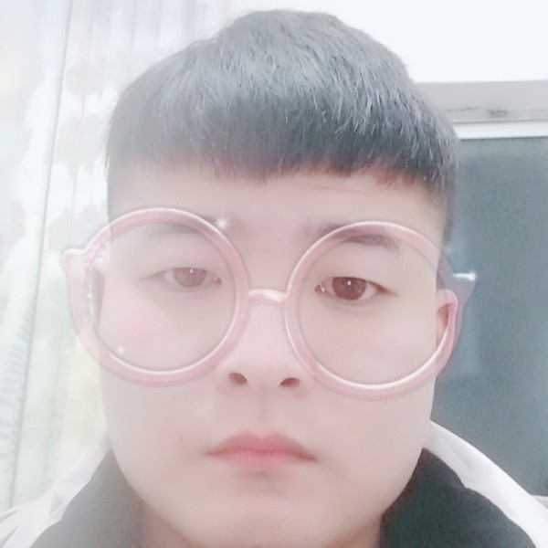 闪闪放弃香氛的照片