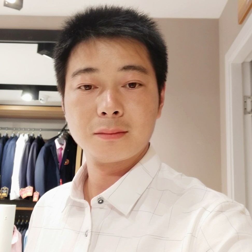 品信的照片