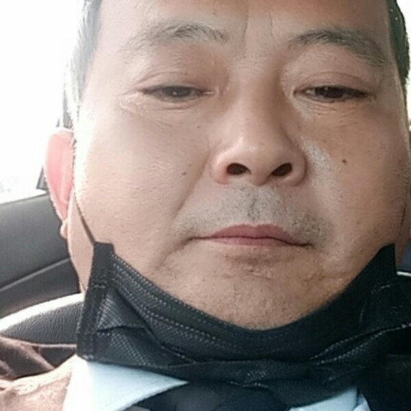 勤恳等于香烟的照片