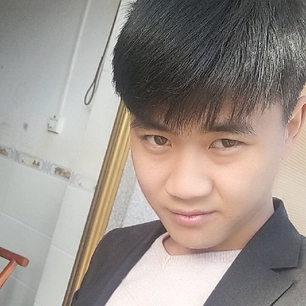 香烟美酒的照片