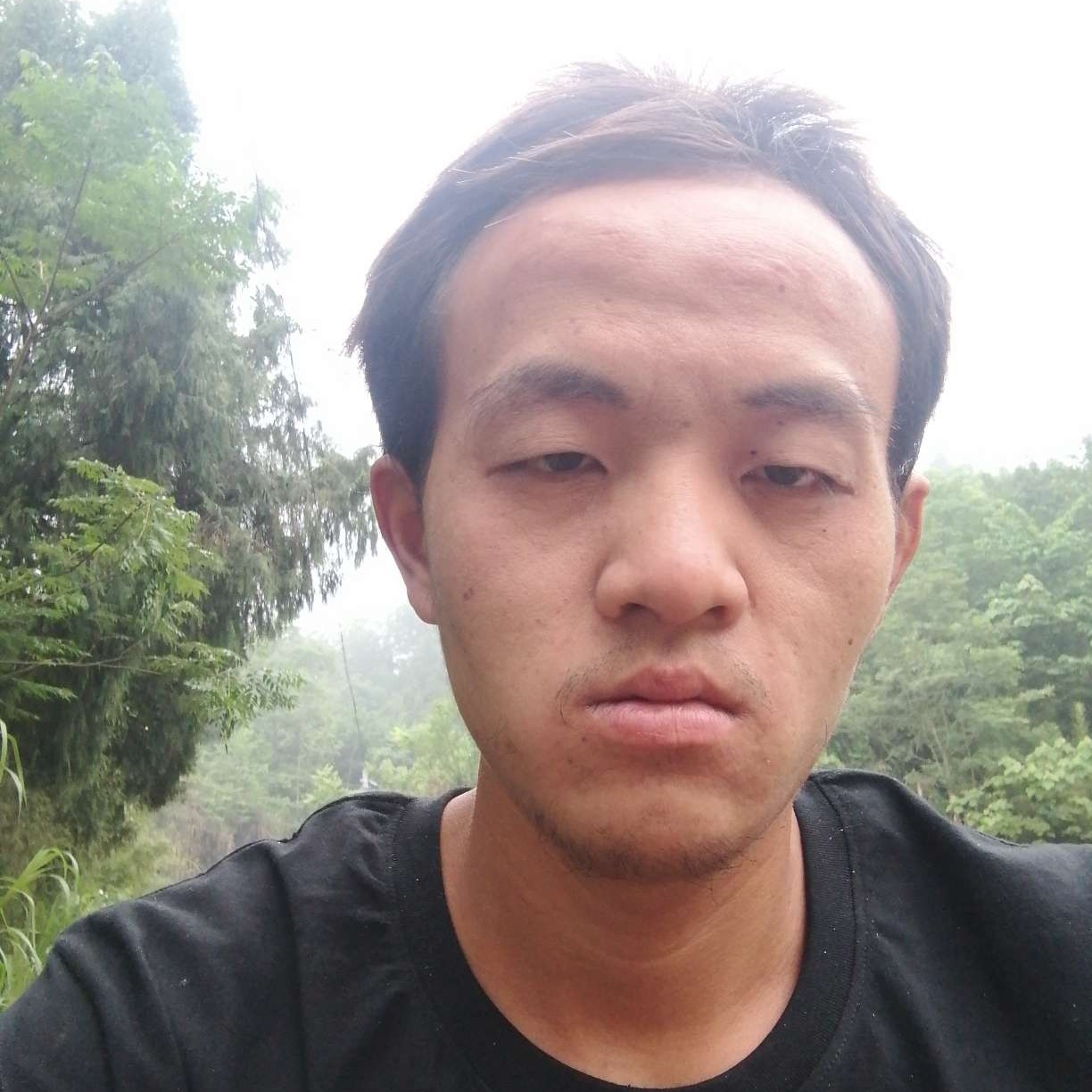 唐明远的照片