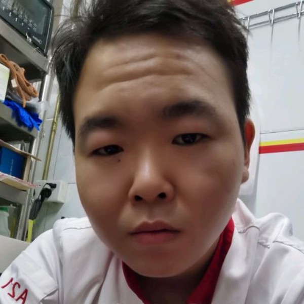 筱 孟的照片