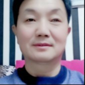 帅哥一人的照片