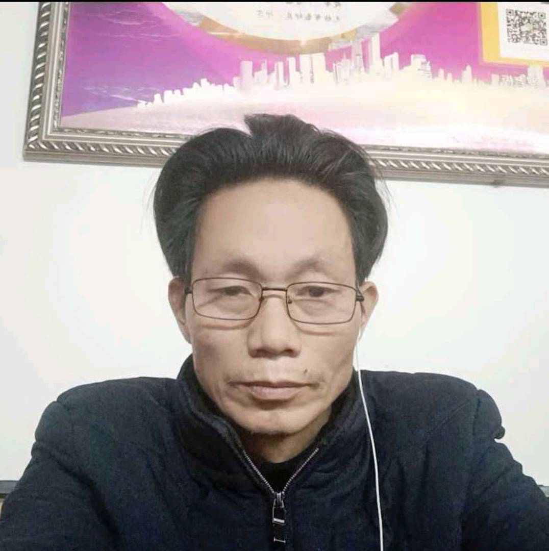 爱向奇的照片