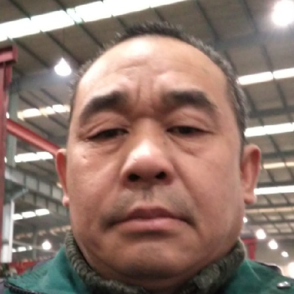 勤劳爱期待的照片
