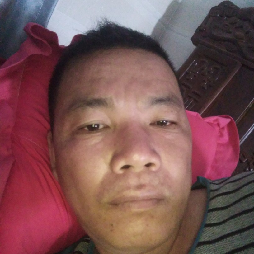 现代泪了孤心的照片