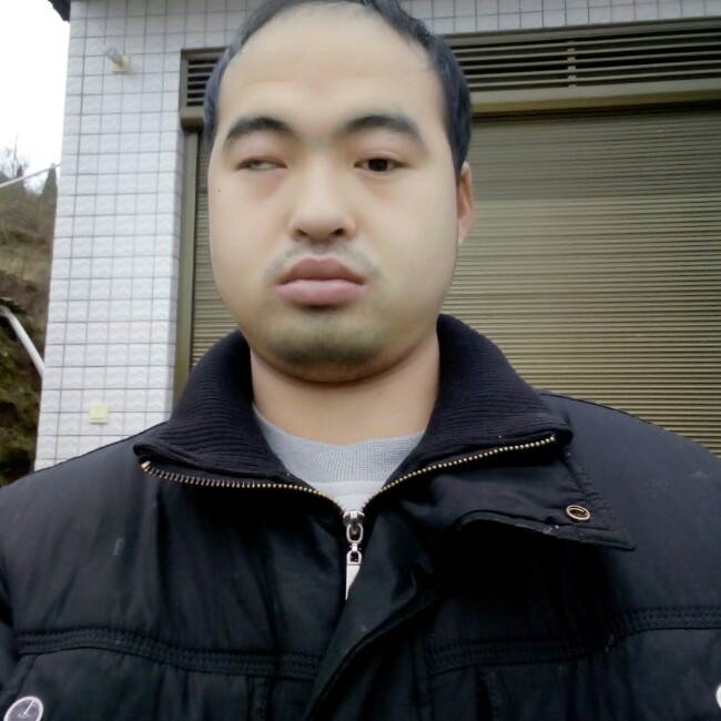 小巧墨镜的照片