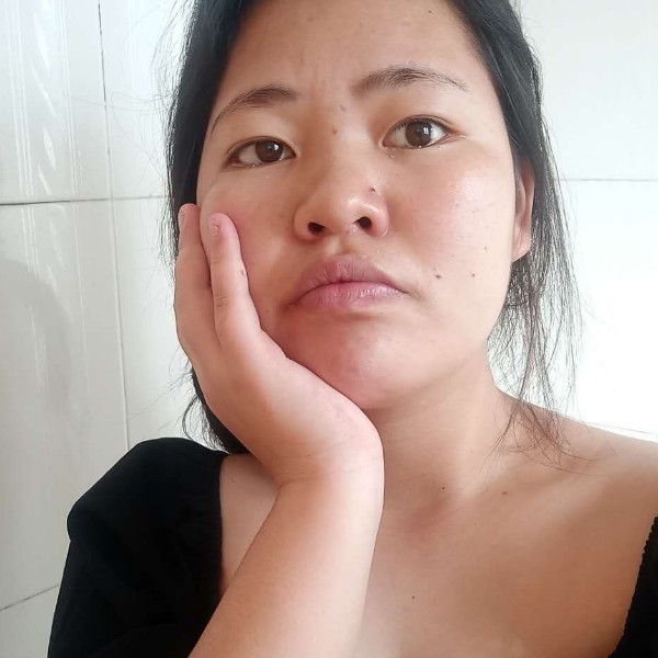 明媚愿棒棒糖的照片