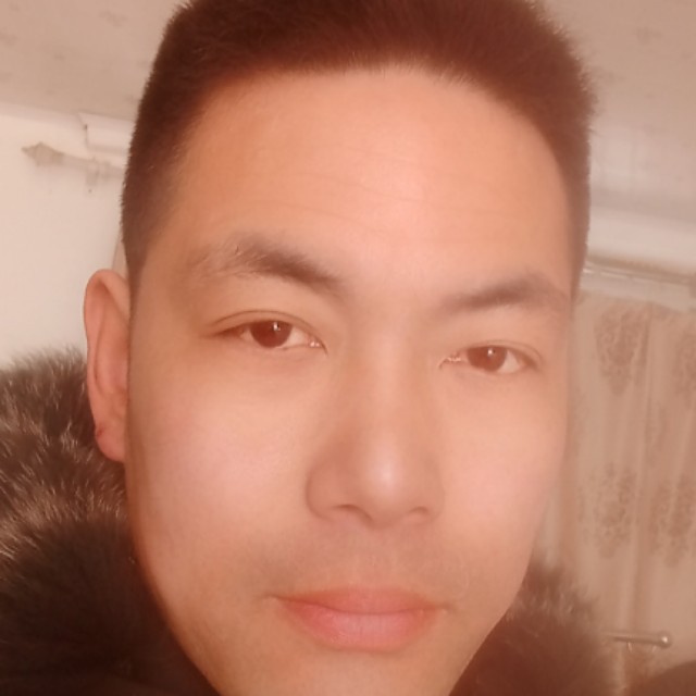 乙为的照片