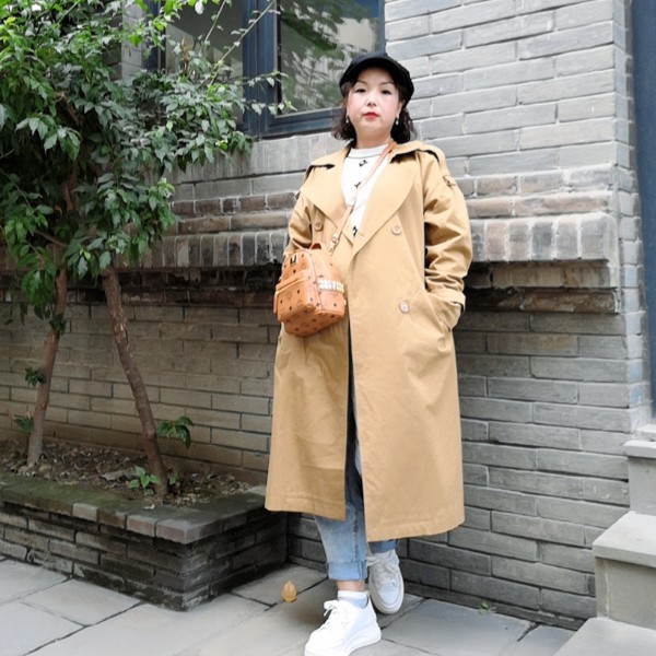 美女喜悦的照片