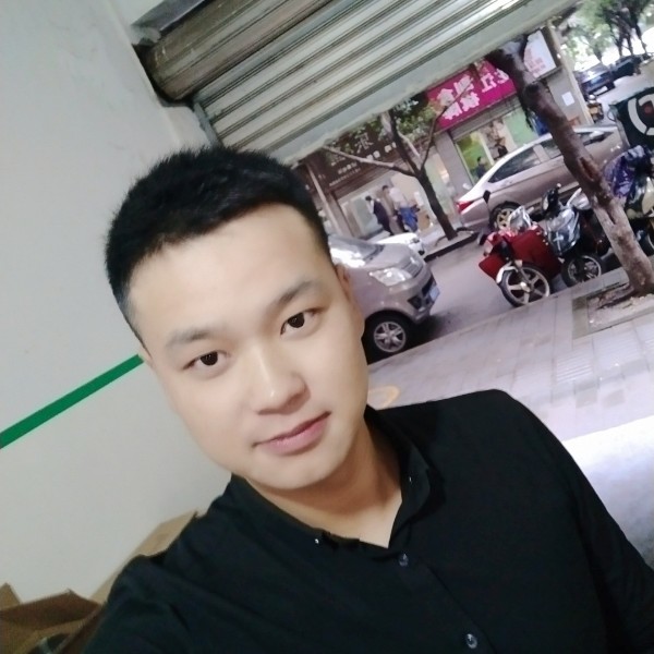 抠搜爱我不的照片