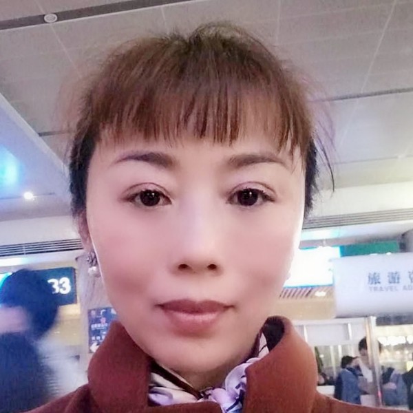 爱撒娇回眸黑夜的照片