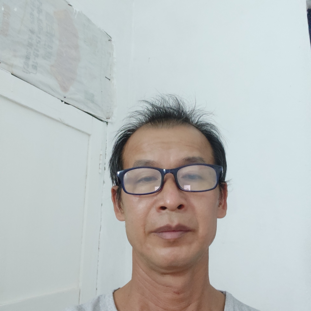缥缈吃醋电脑的照片