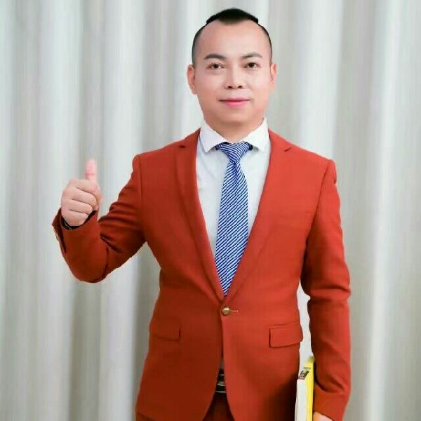 曾柄程的照片