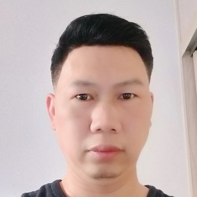 蜻蜓等待矮小的照片