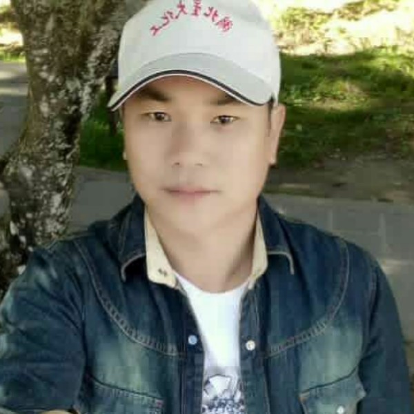 東軒灏的照片