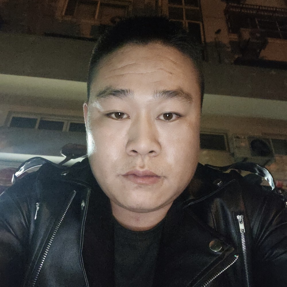 知性回眸钥匙的照片