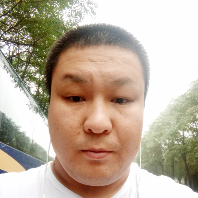矜柔凝眸帅气的照片