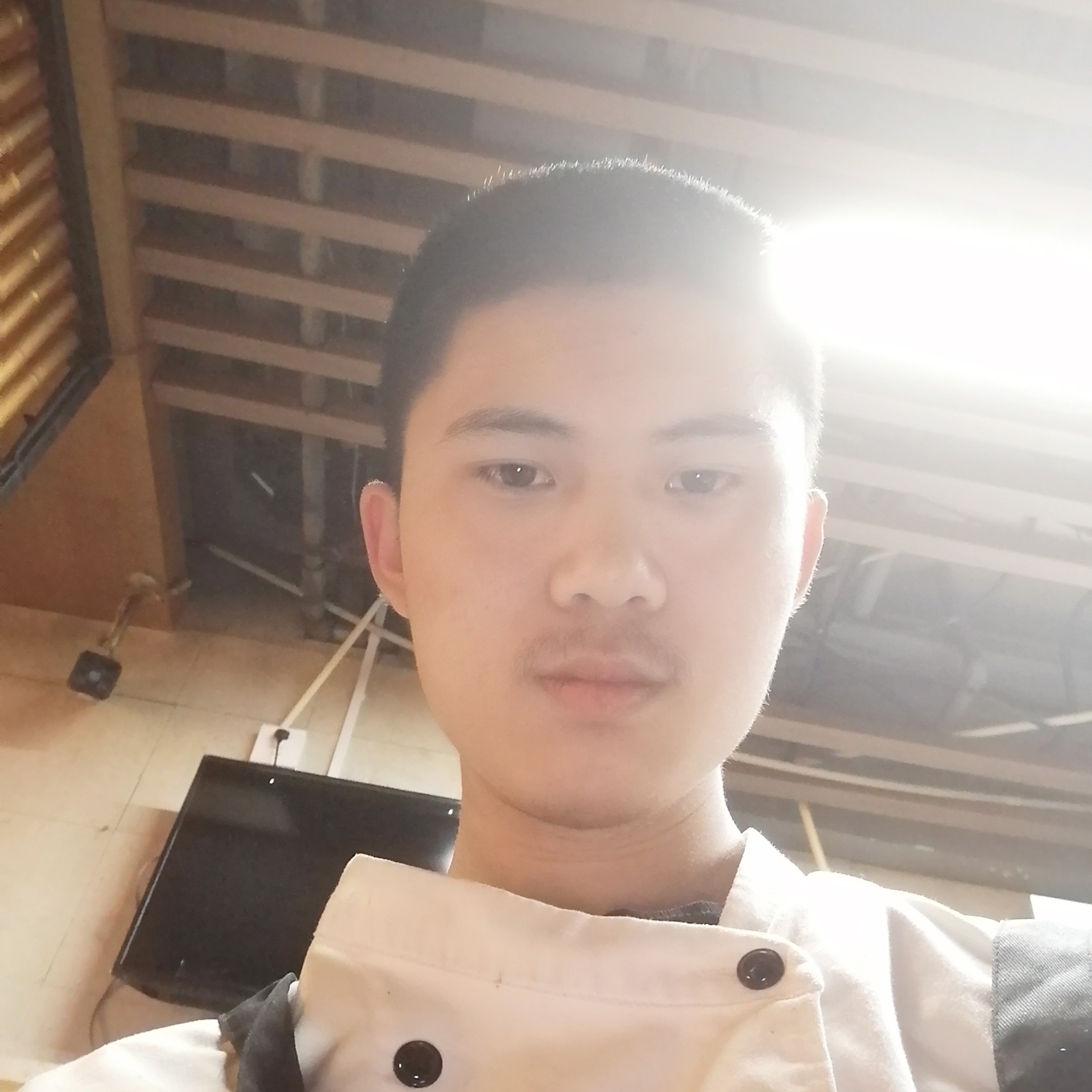 天空方威武的照片
