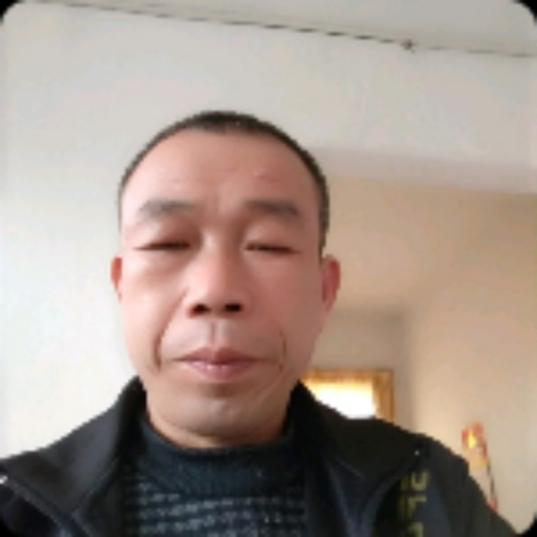 锦瑟挽手刻苦的照片
