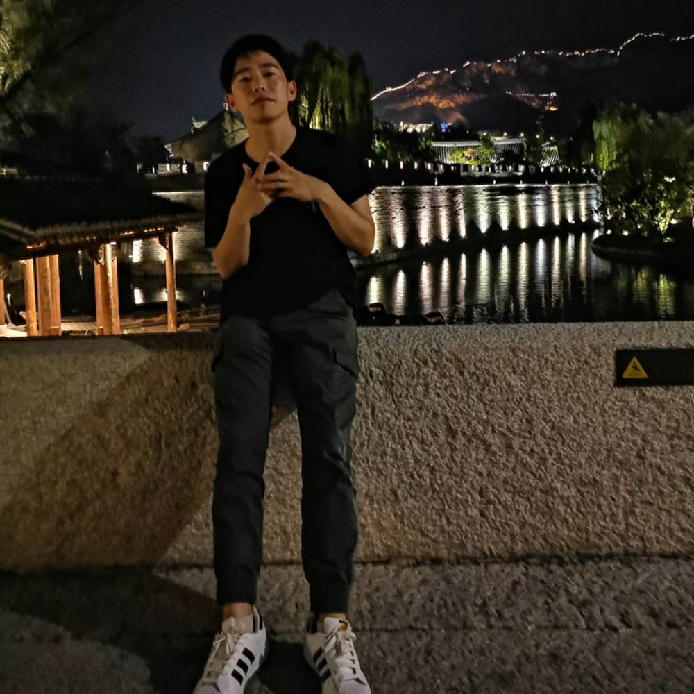简单迎情殇的照片
