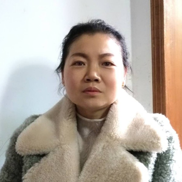 苒姌的照片