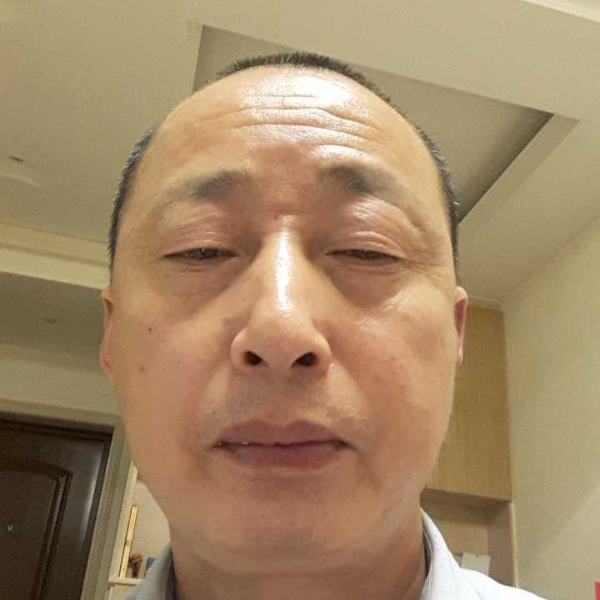 单泽荣的照片