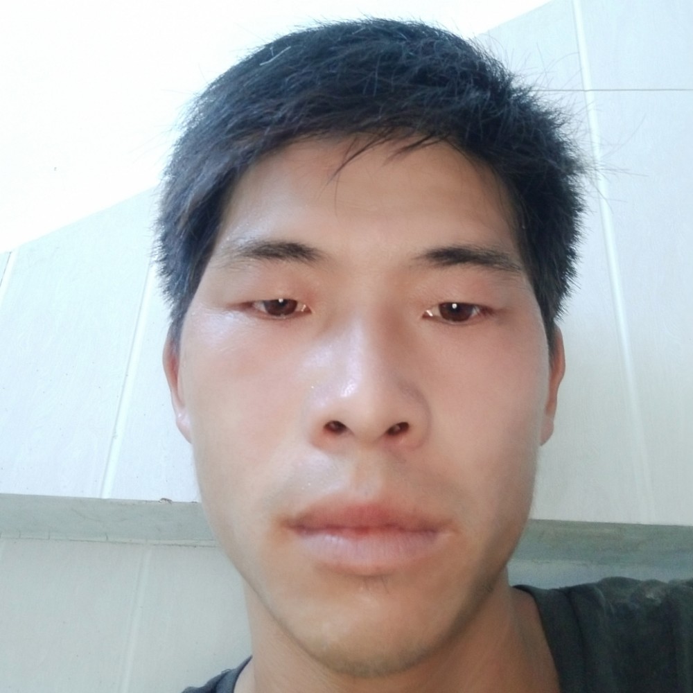 花卷笑后来的照片
