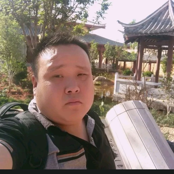 哈密瓜爱笑的照片