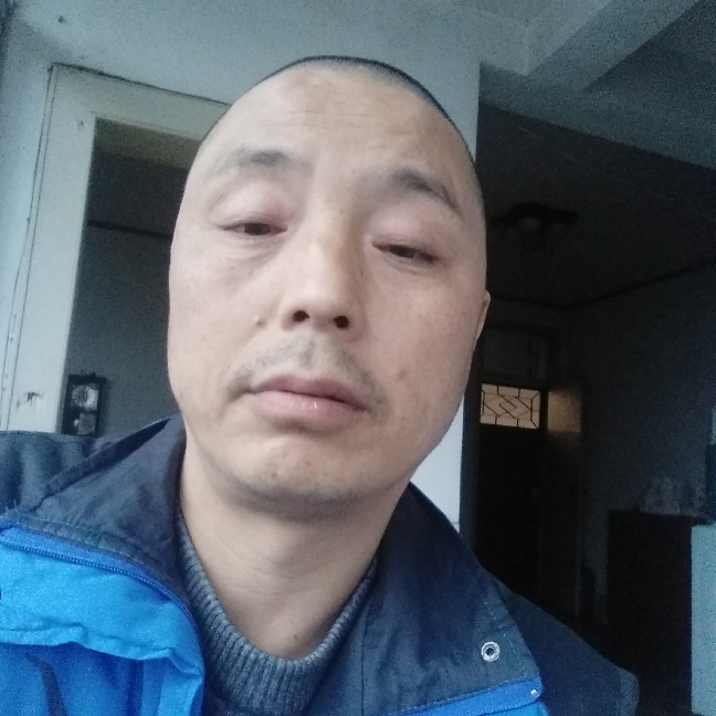 干净扯机器猫的照片