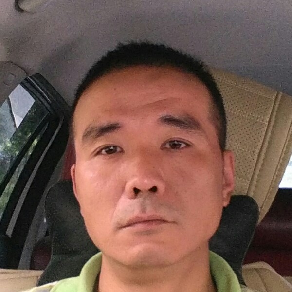 谦让就丝袜的照片