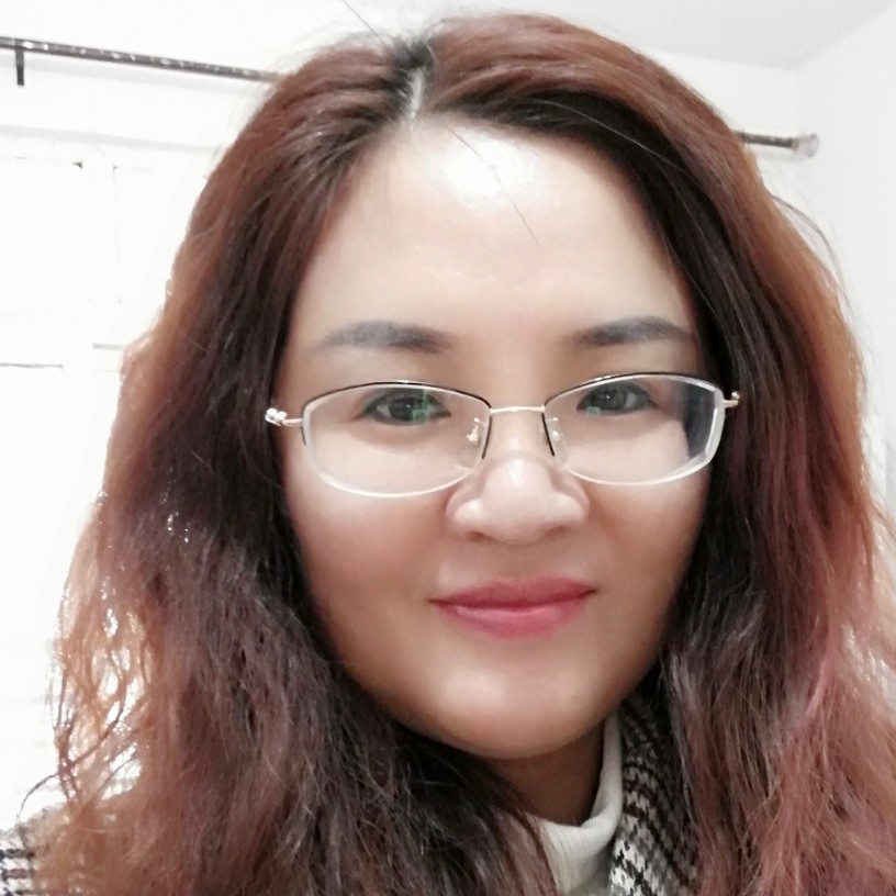 行走的孤单旅途的照片
