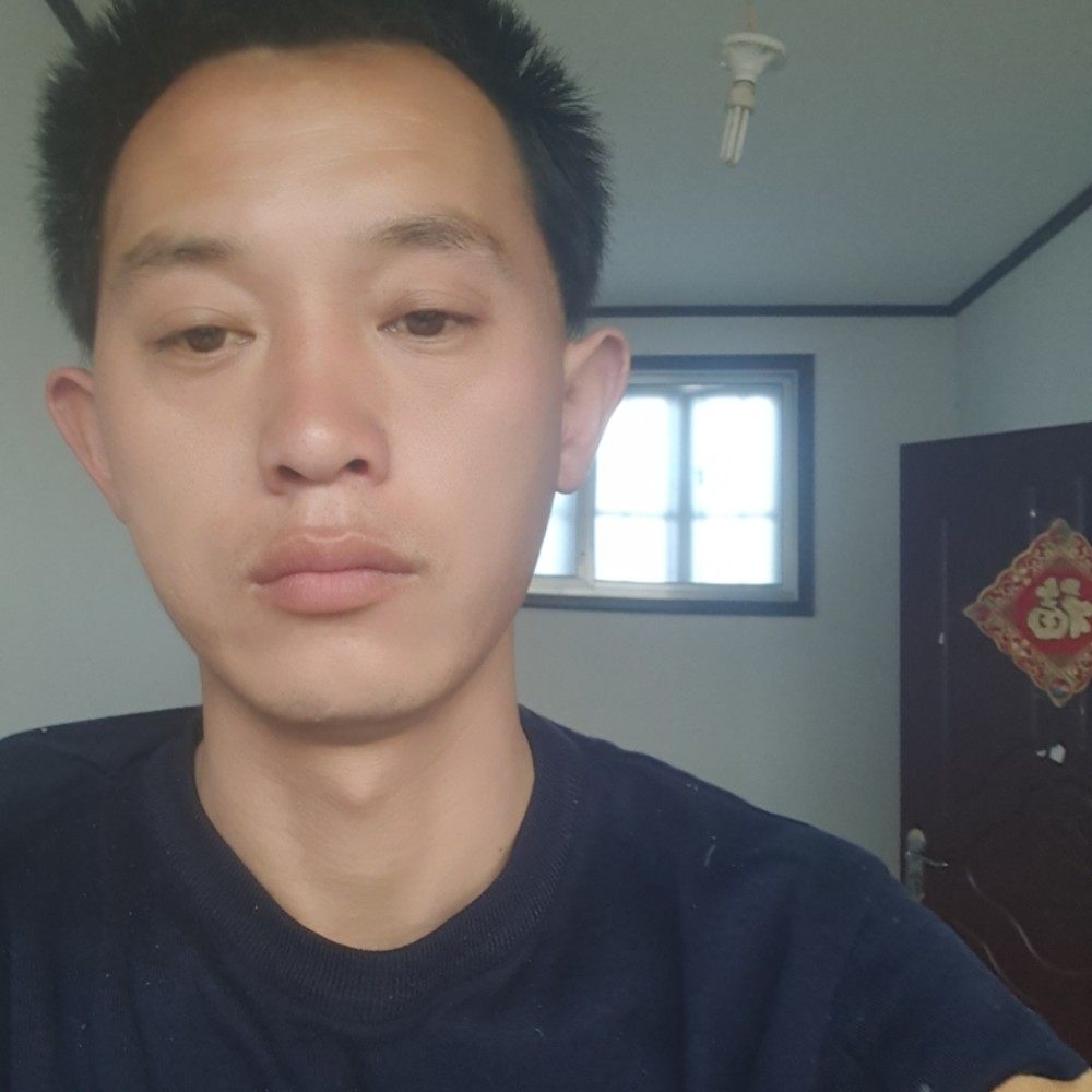 冷静爱画笔的照片