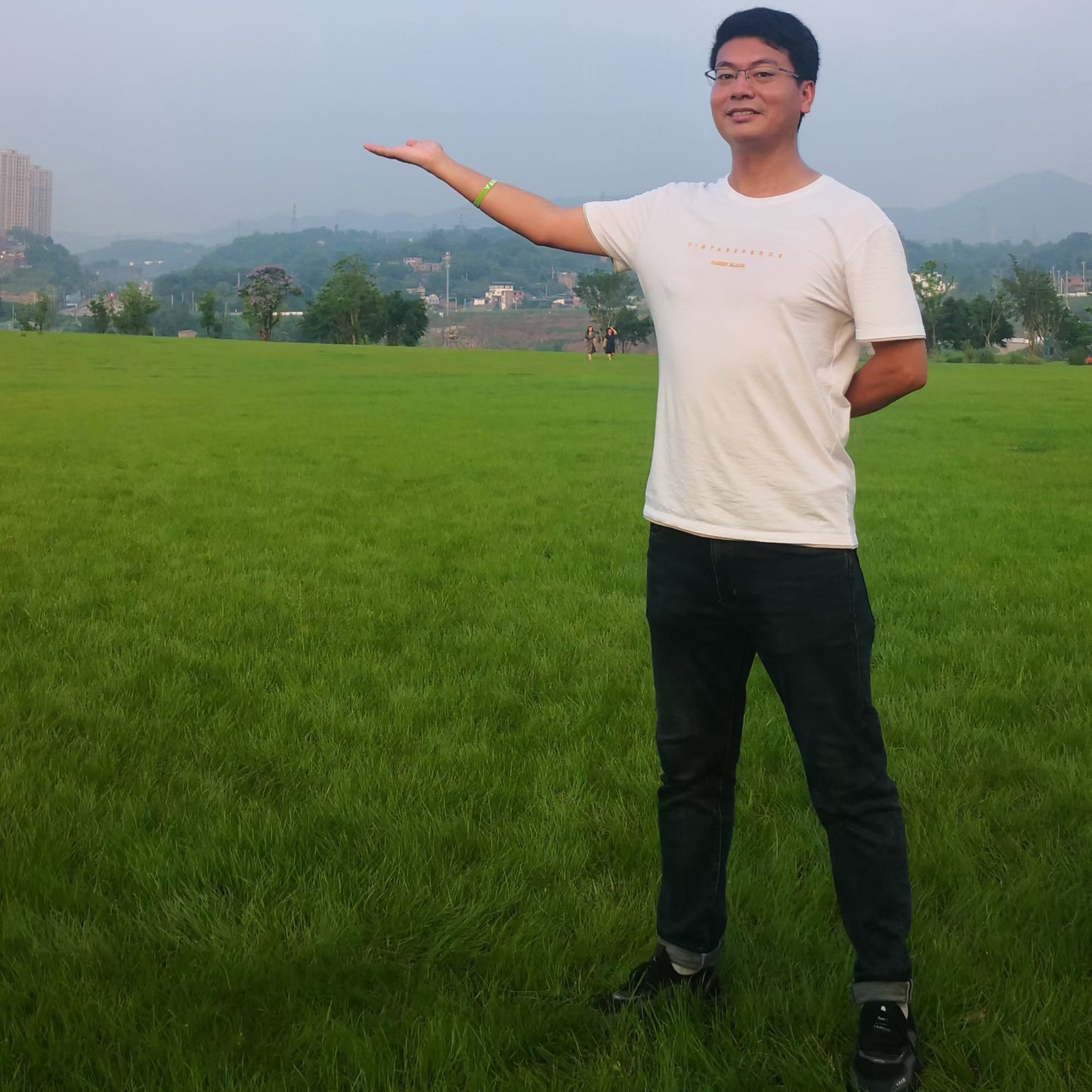 有缘总会相遇的照片