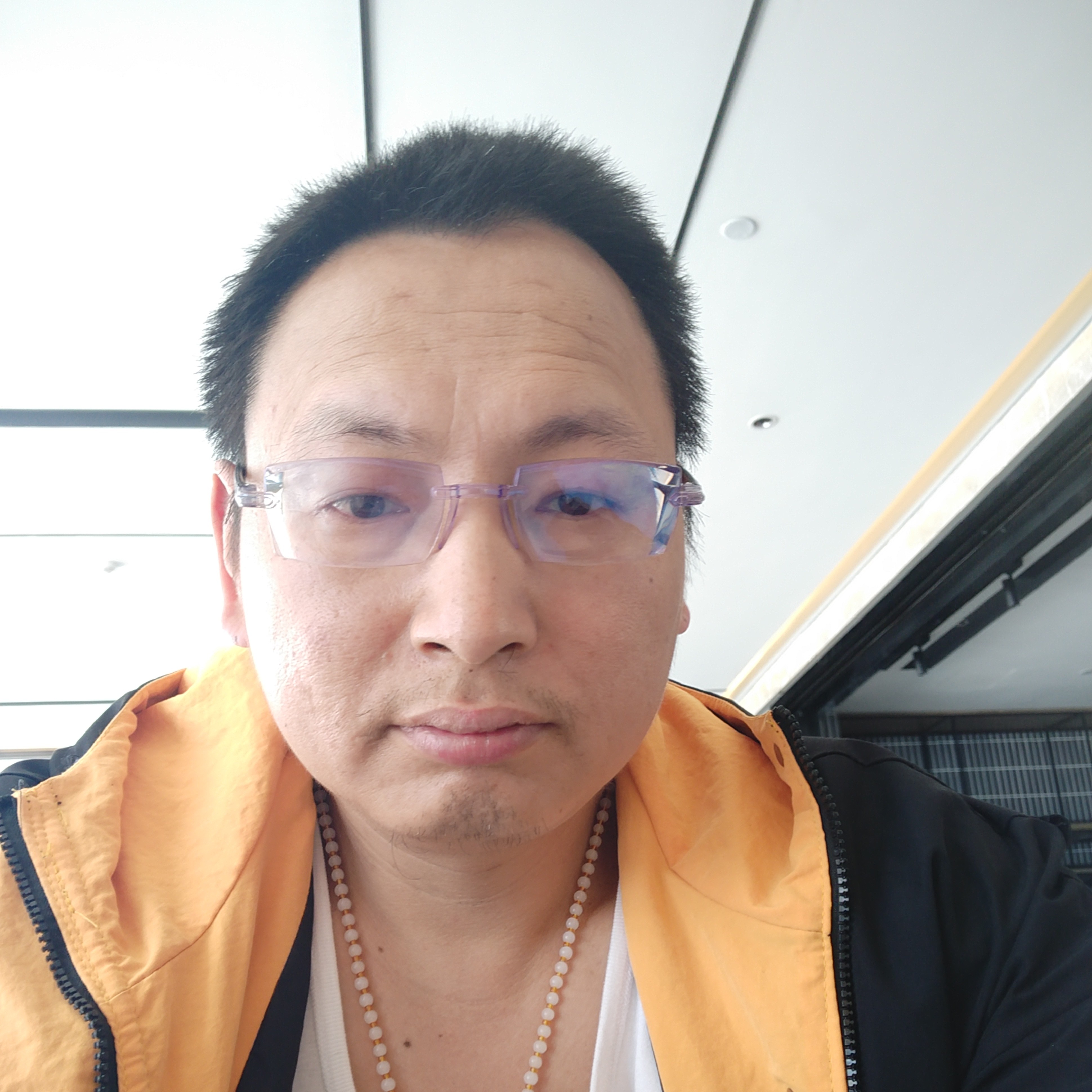 含蓄爱恋绝影的照片