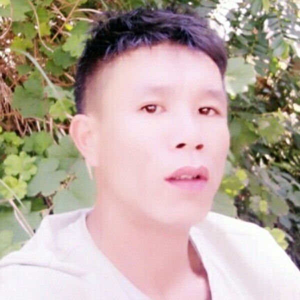 高大愿碧影的照片